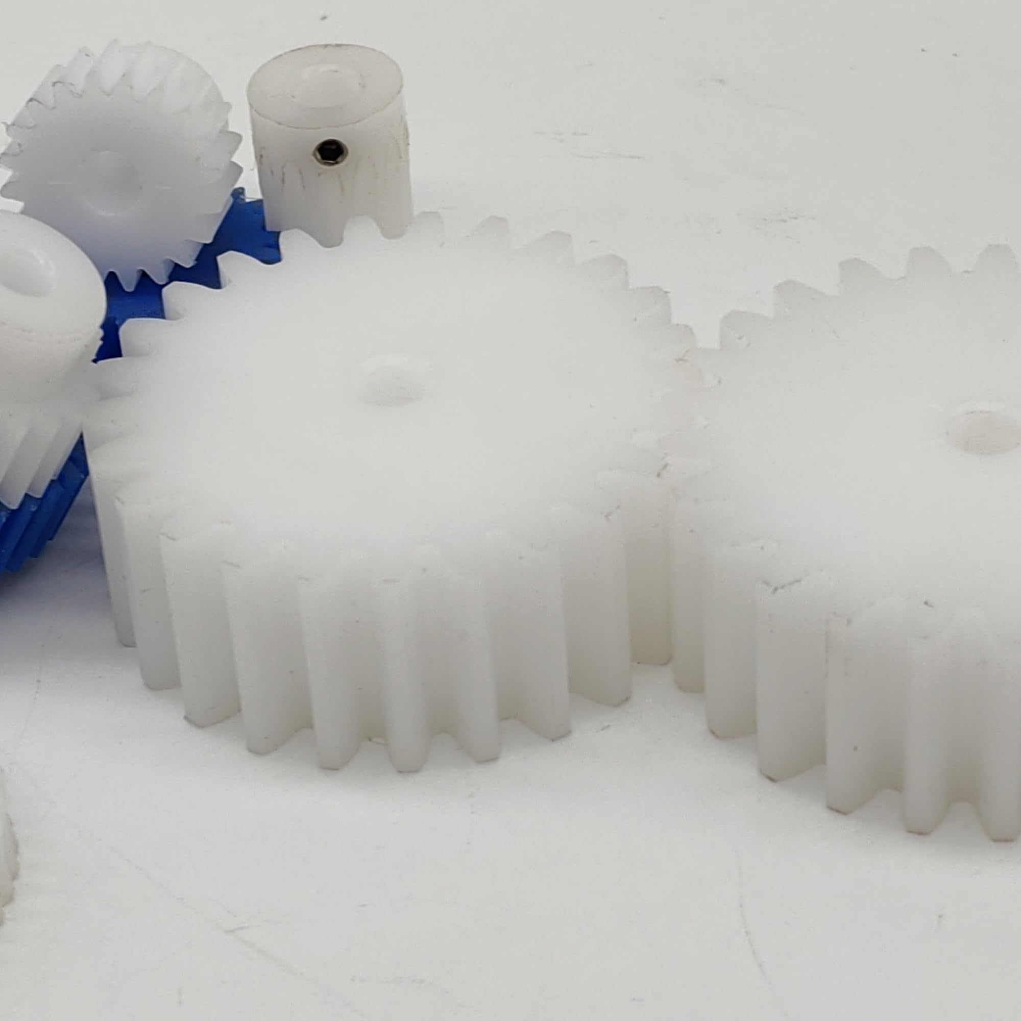 Produktbild von GTPBAO 1 Modul Kunststoff-Stirnrad – 24 Zähne, Weiß, Durchmesser 26 Mm, Bohrung 5 Mm, Für Lenkung & Getriebe