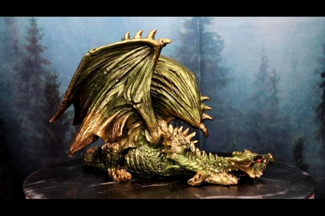 壺　グリーン龍 Amazon.com: Ebros Gift Beowulf's Prowl Silent Sentinel Gothic