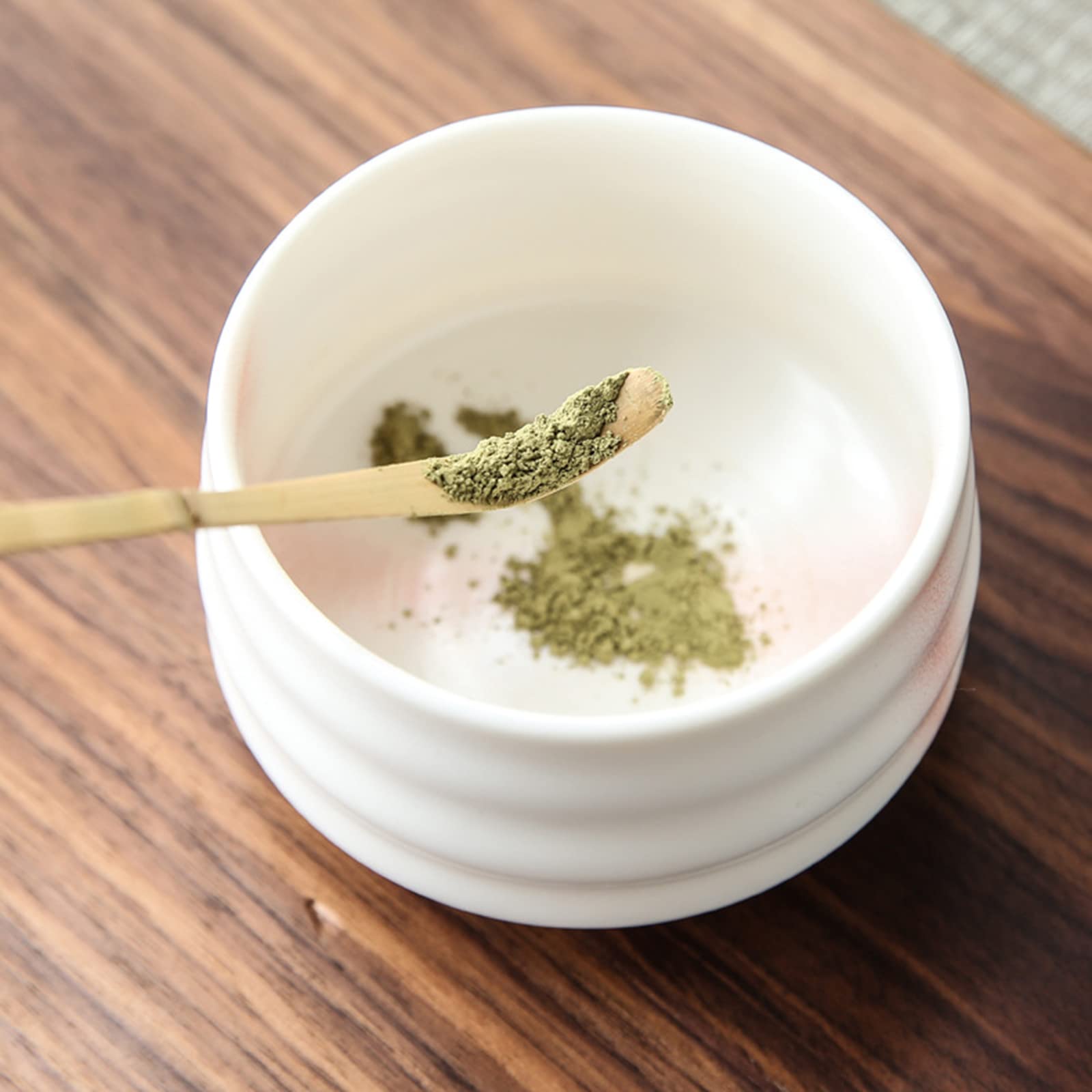 Matcha-Schneebesen-Set – 4-teilig, Bambus-Schneebesen Chasen, Bambusschaufel, Matcha-Schüssel und Schneebesenhalter, perfektes Set für die Zubereitung von Matcha-Tee