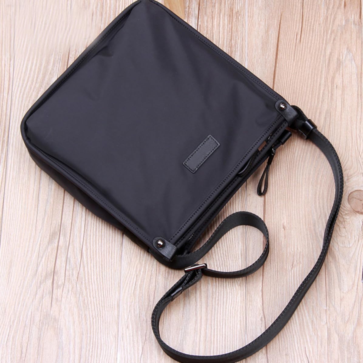 Men's Casual Crossbody Shoulder Bag in Oxford Cloth, Black