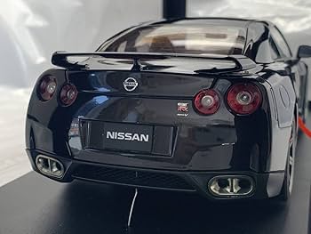 Amazon.co.jp: 希少 1/18 オートアート 日産 R35 GT-R Spec-V