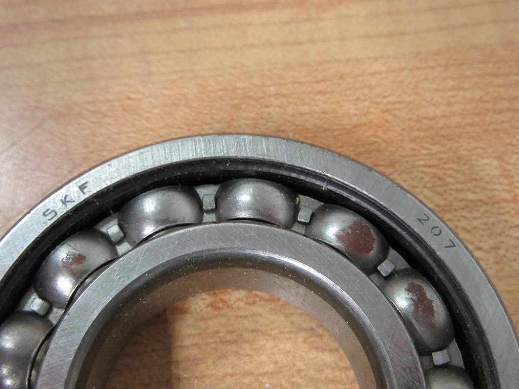 207 SKF New Single Row Ball Bearing