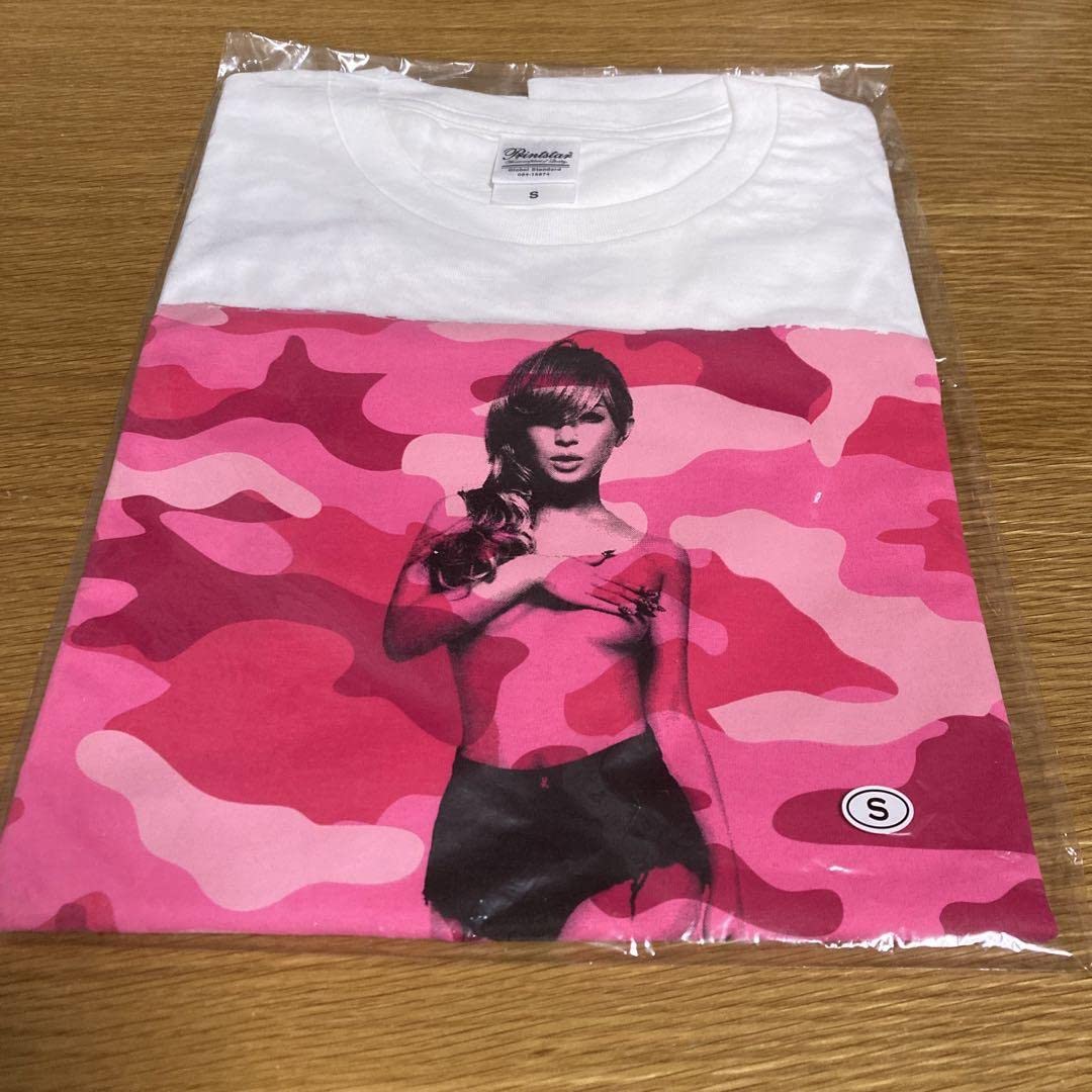Amazon.co.jp: 浜崎あゆみ 15th 受注生産 Tシャツ TA限定 : おもちゃ