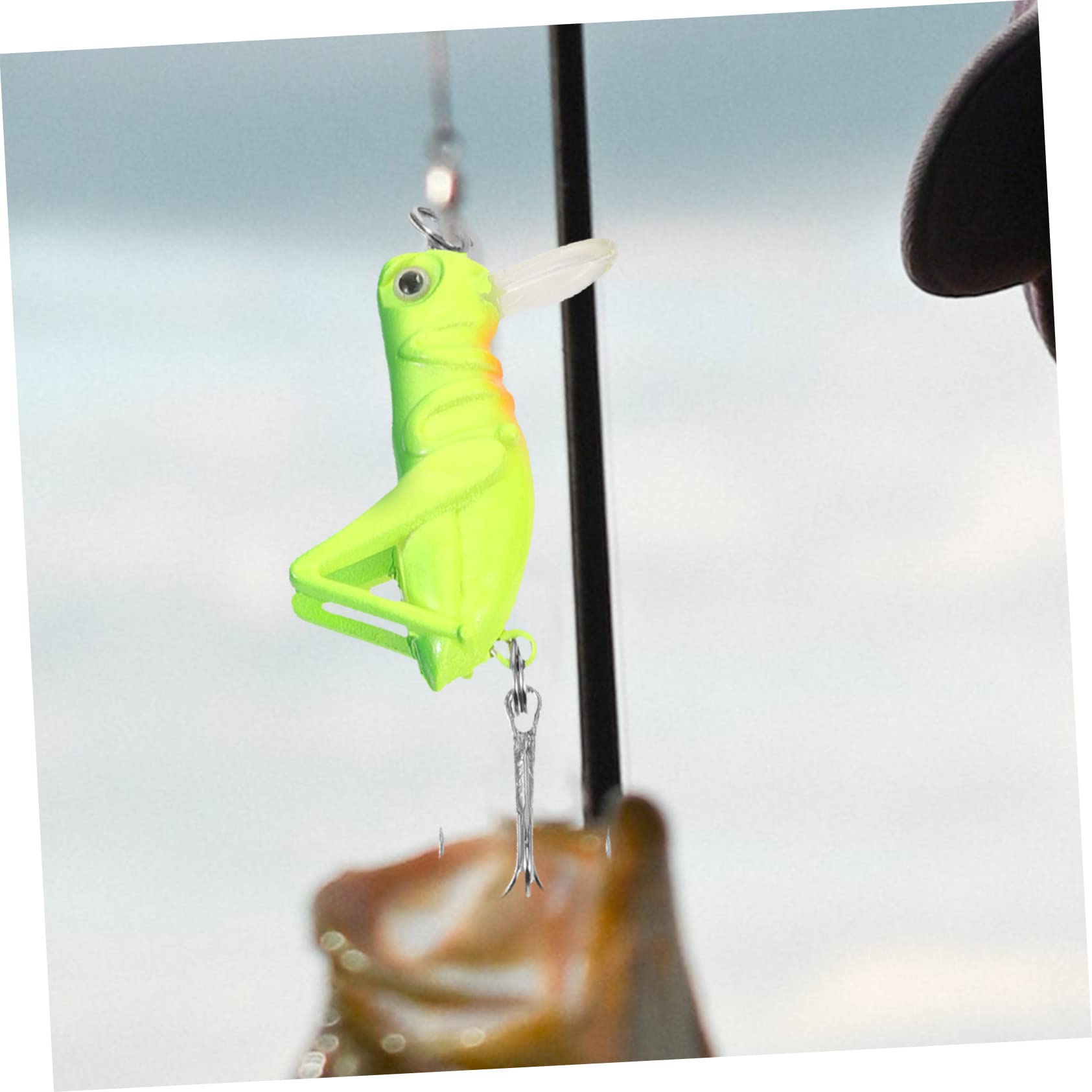 Toyvian Esca Simulata della Cava di Cavalletta Imitazioni di Esche da Pesca Attrezzatura Esca per Pescare La Pesca del Richiamo Esca per Pesci di Simulazione Metallo