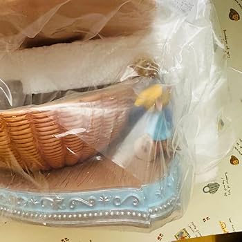 【新品未使用】シンデレラ　70周年　フィギュア　アクセサリーケース　小物入れ Amazon.co.jp: シンデレラ 小物入れ アクセサリーケース フィギュア