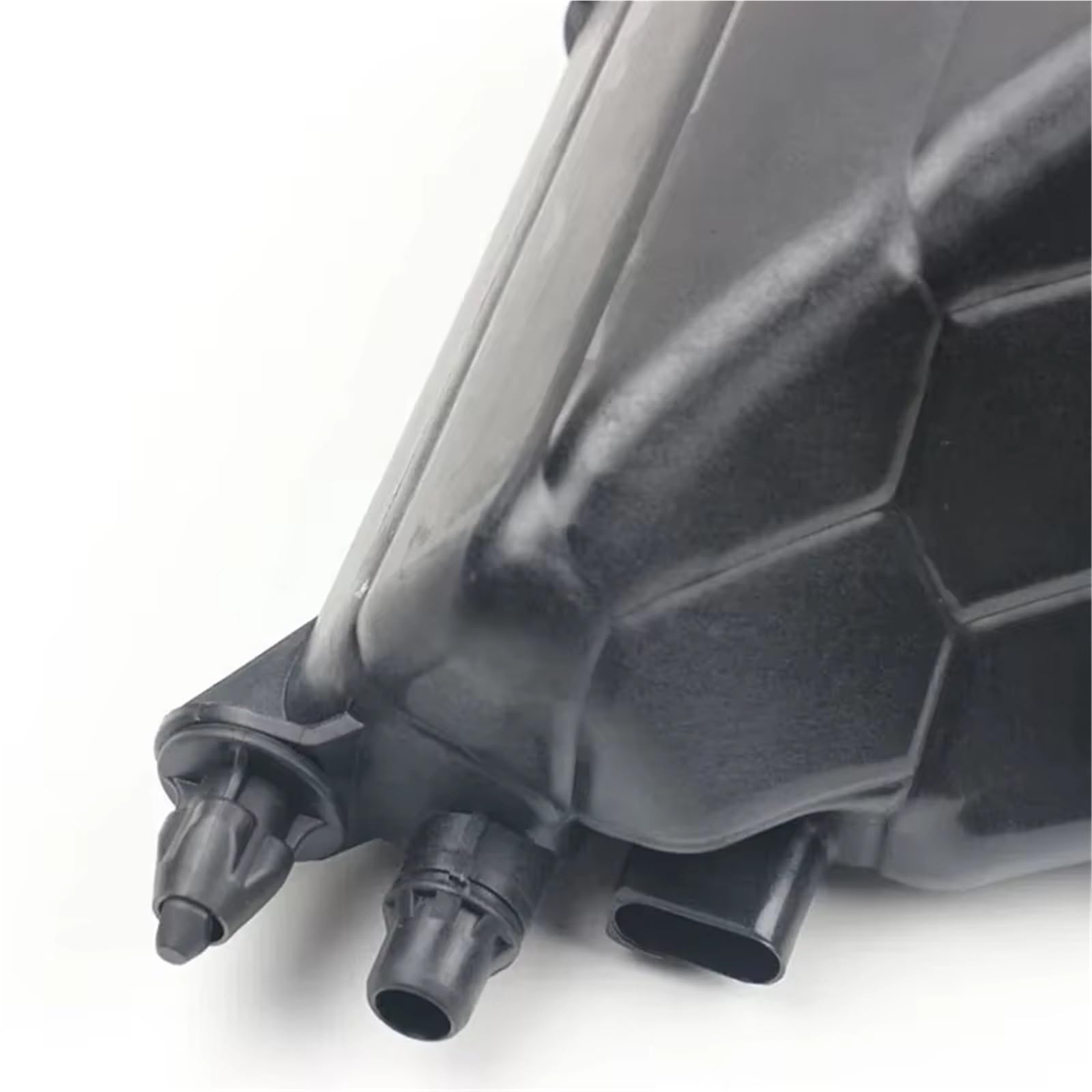 Zbiornik płynu chłodzącego do BMW serii 5, 6, 7 (G30, G31, G38, G11, G12) – numer części: 17138610656