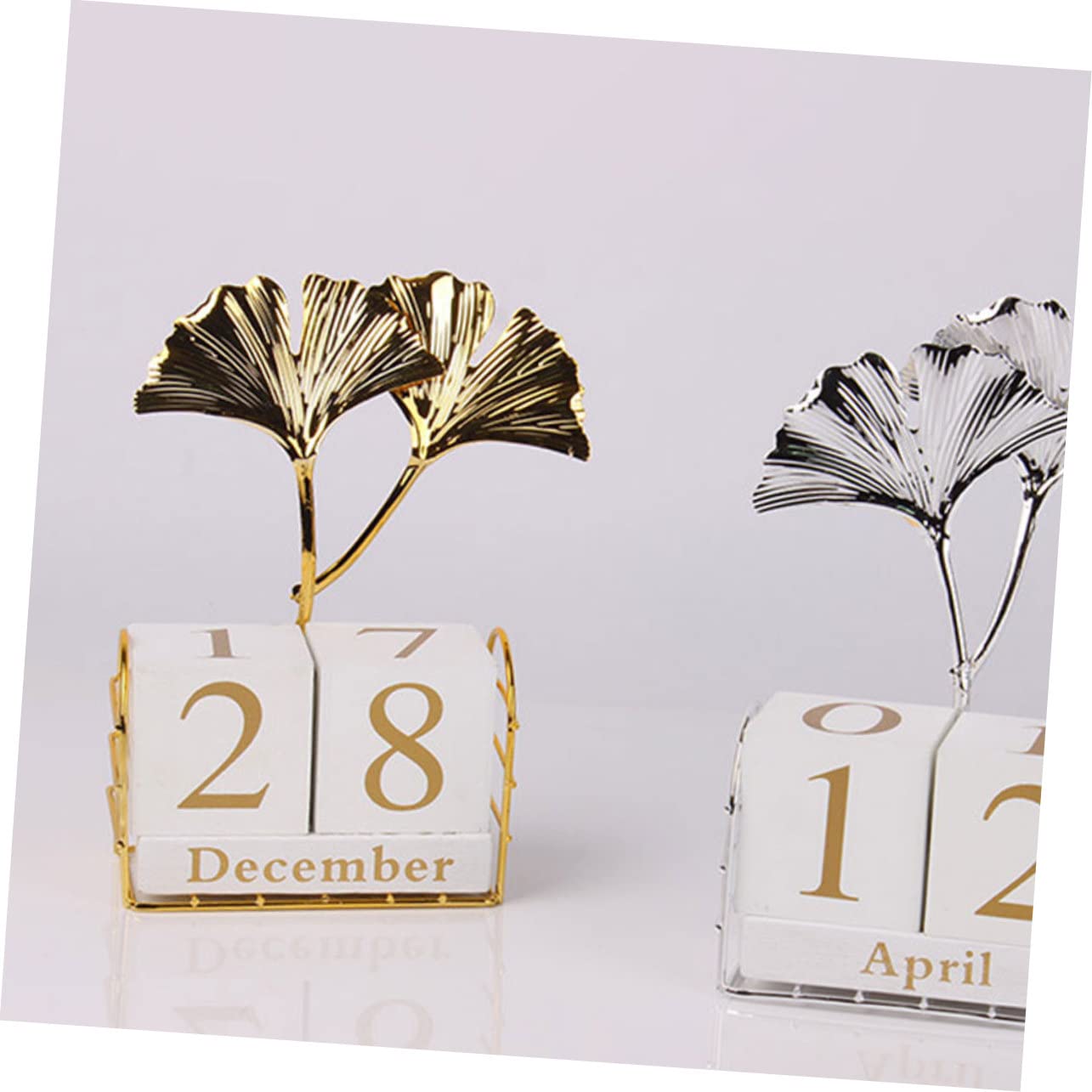 SEWACC 3 Piezas Calendario de escritorio con hojas de ginkgo decoración escritorio calendarios de mesa decoración de oficina Calendario perpetuo programar calendario adorno de escritorio