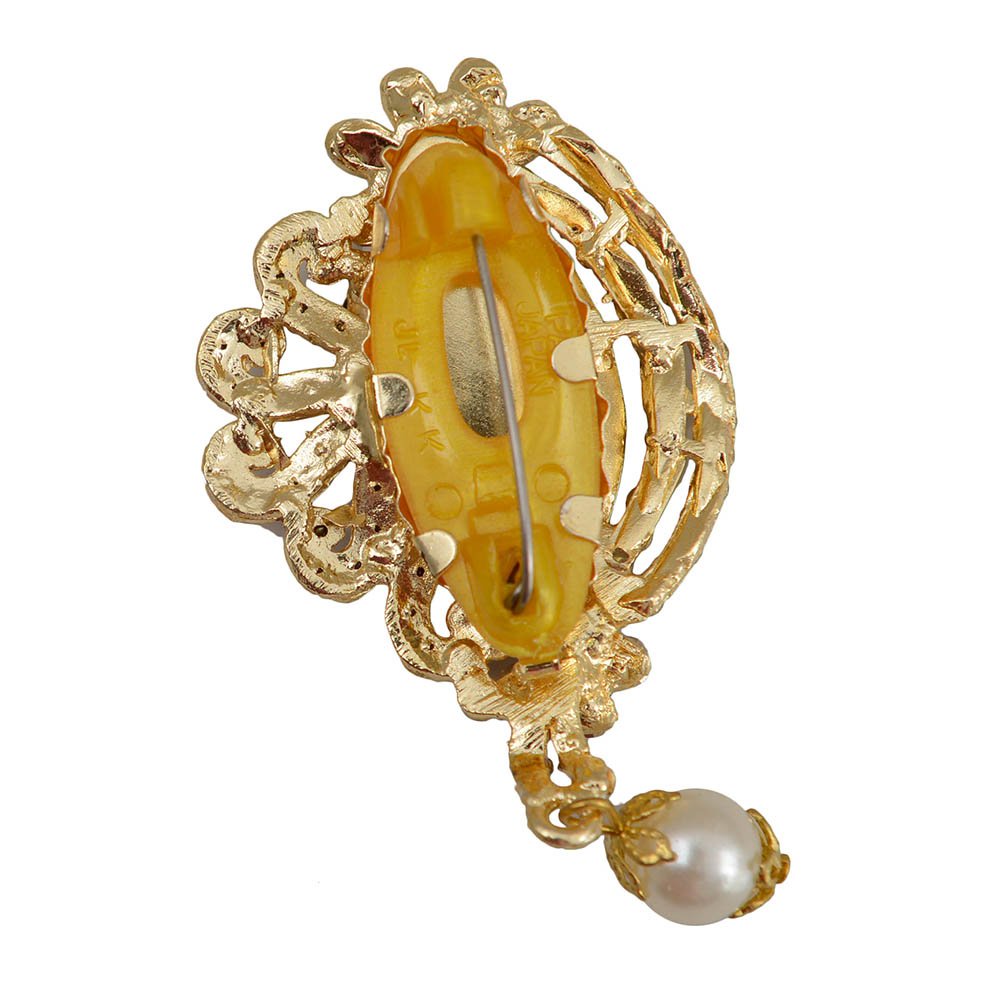 Elegant Flower Brooch Pin