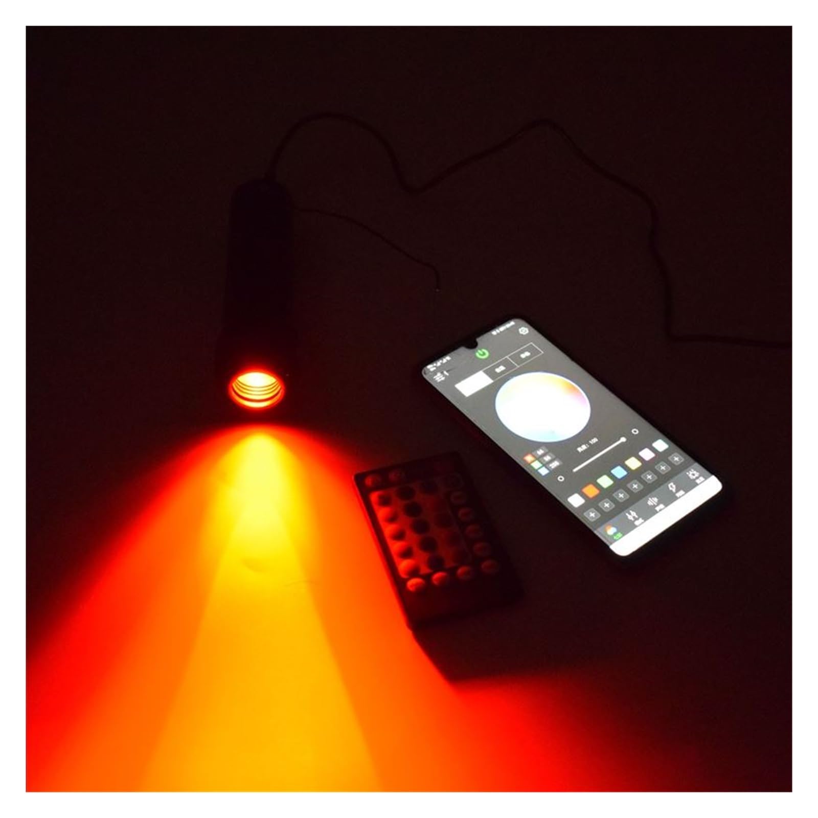 Oświetlenie wnętrza samochodu LED, 1X sterowanie APP Bluetooth 6W LED Light Engine z 28-klawiszowym pilotem do oświetlenia kabla światłowodowego PMMA Światła nastrojowe w samochodzie