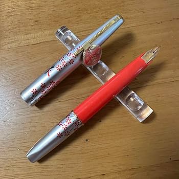 【アンティーク】 花柄彫刻 携帯用筆記具　金属製 Amazon | 廃盤 プラチナ 万年筆 細字 14k 花柄 ショート軸 昭和レトロ