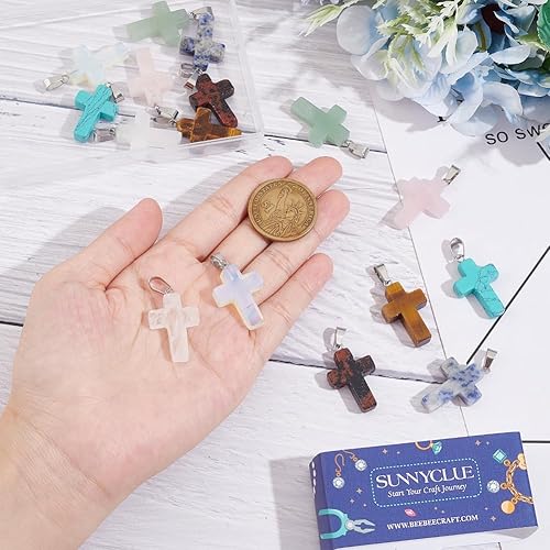 Miniatura 3 de SUNNYCLUE 1 caja de 16 piezas de 8 colores de cruz de piedra a granel, dije de cruz de Pascua a granel, cuarzo natural, cristal natural, surtido de