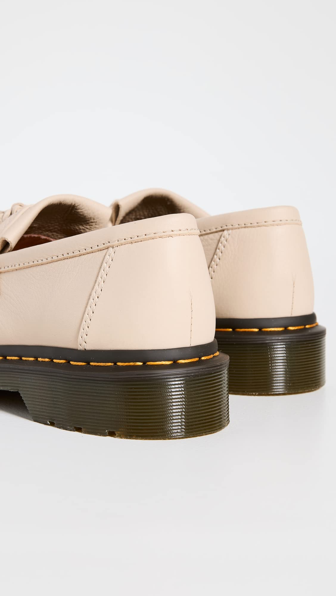 靴 SA Dr.Martens ADRIAN PARCHMENT BEIGE UK6 Adrian Women's Virginia Leather Tassel Loafers in Parchment