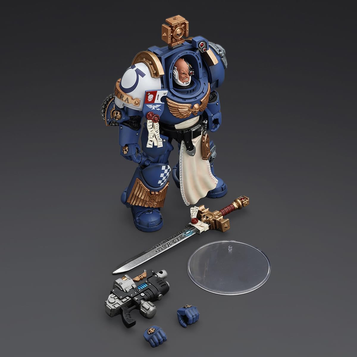 JOYTOY 1/18 Action Figure Warhammer 40,000 Ultramarines Captain in Terminator Armour Collection Model Birthday Gifts
