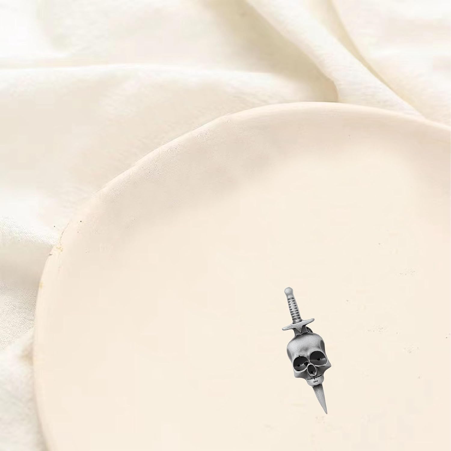 Halloween Skull Brooch Pin for Women Men Gothic Cross Sword Bone Dagger Design Vintage Spooky Horror Jewelry for Jacket, Vest, Hat