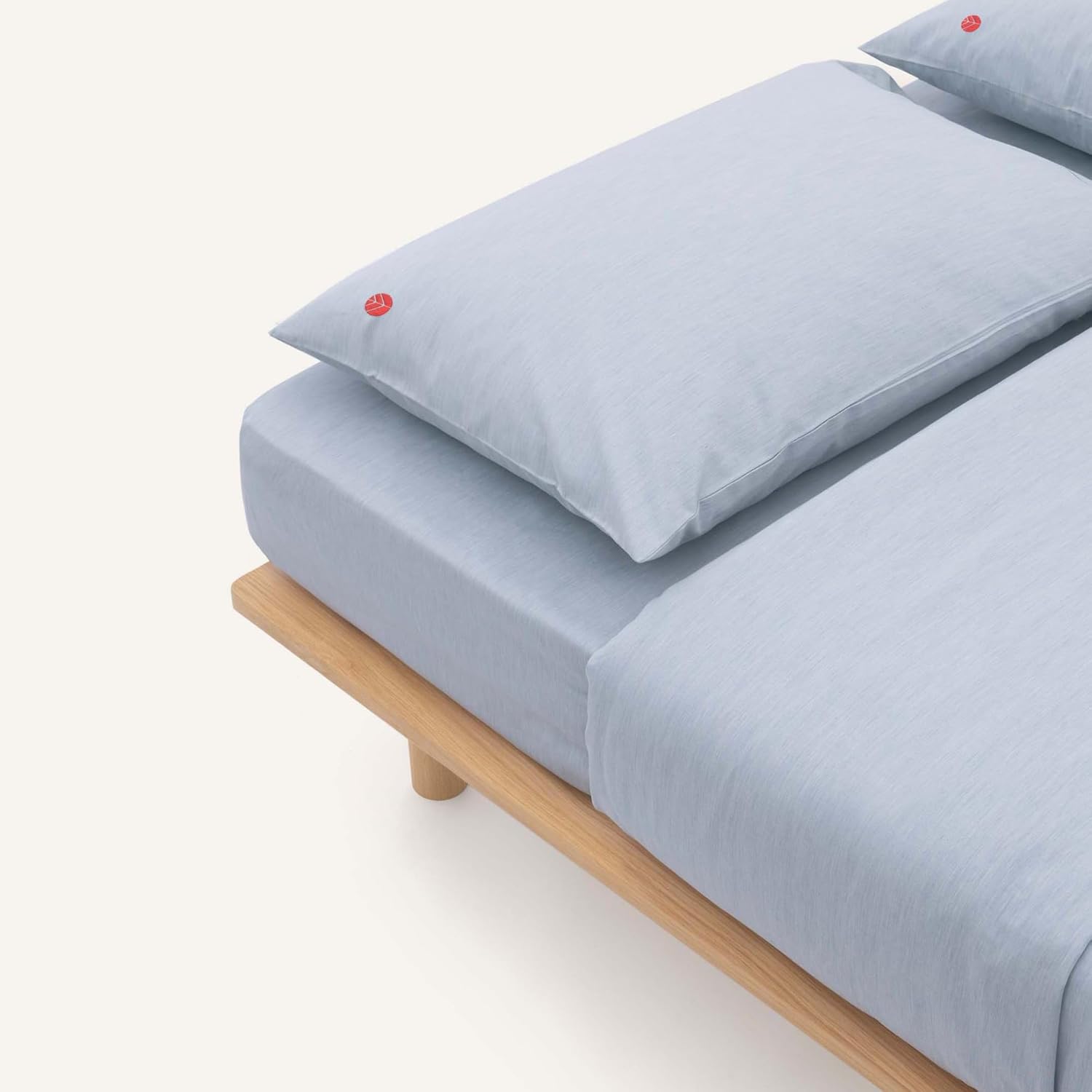 Non-Toxic Plant-Dyed, No PFAS, AIZOME Pillowcase Made from 100% GOTS Organic Cotton, Synthetic Free, No Petrochemicals, Breathabl,e Hypoallergenic for Sensitive Skin, 1-Piece (Natural Indigo) Standard