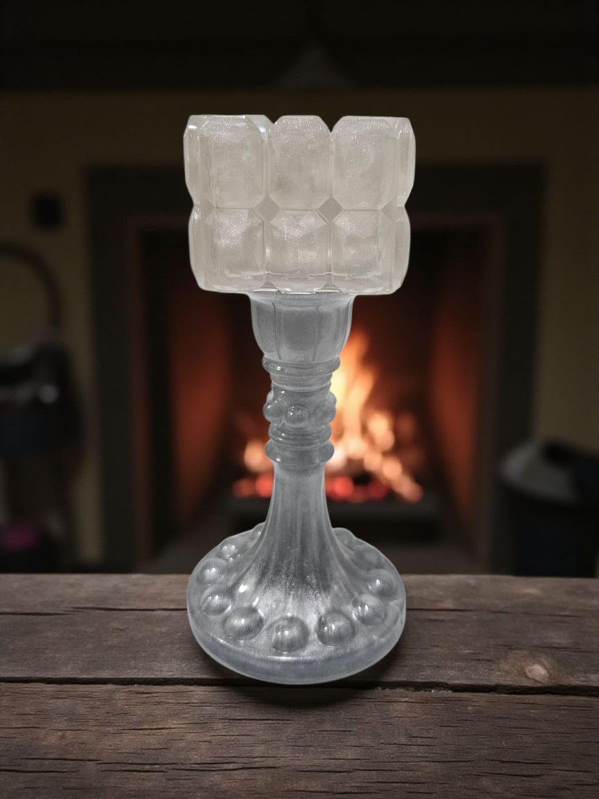 Inventive Art Creation Resin Pillar Candle Holder, 19.5 cm Tall, Frosted Clear Crystal Design, Tabletop Decorative