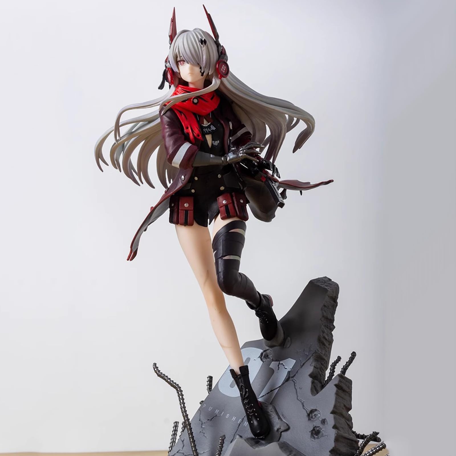 Amazon.co.jp: グレーレイブン: パニシングルシアアクションフィギュア 