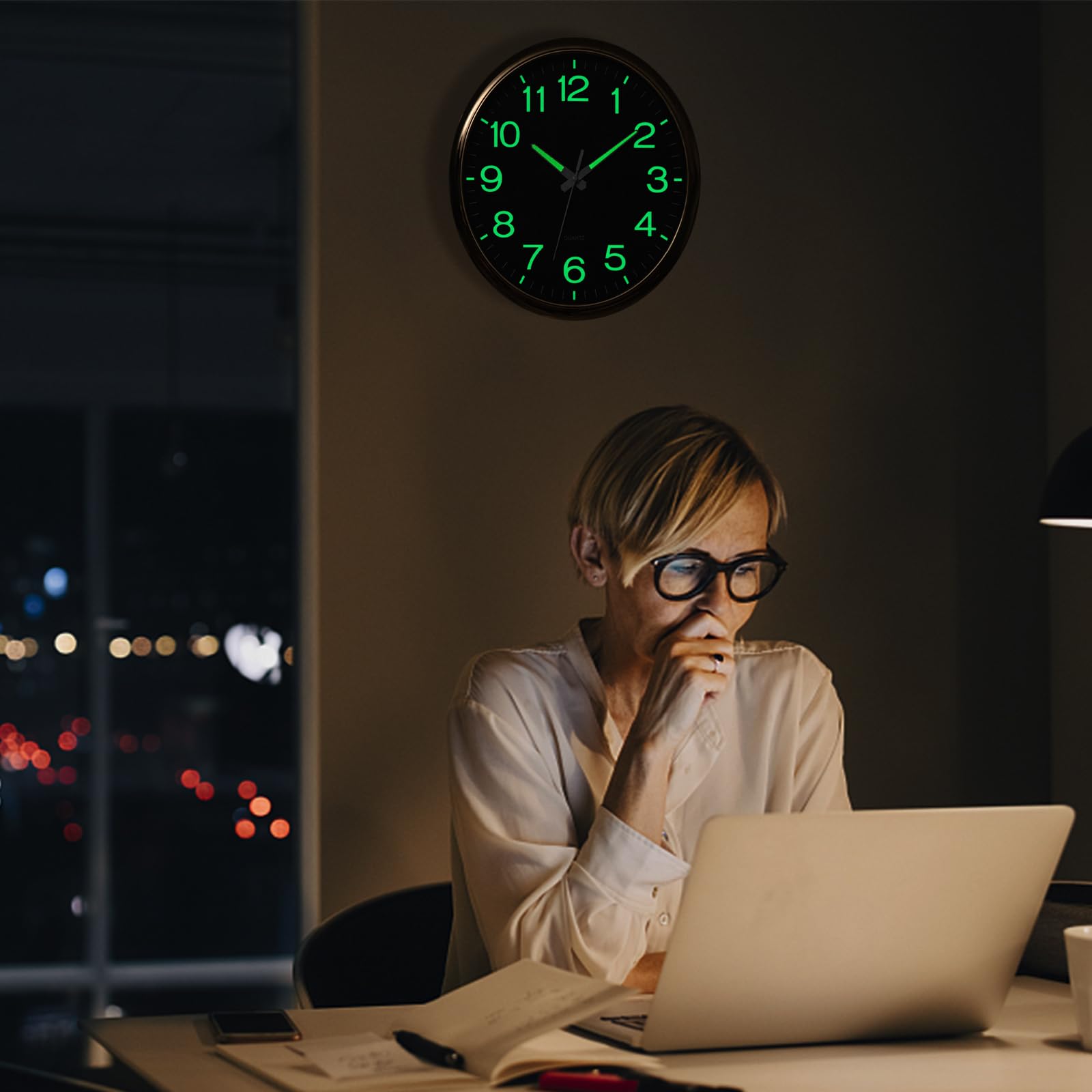 Digitaal display Geen thema Wandklok kopen? Kijk snel