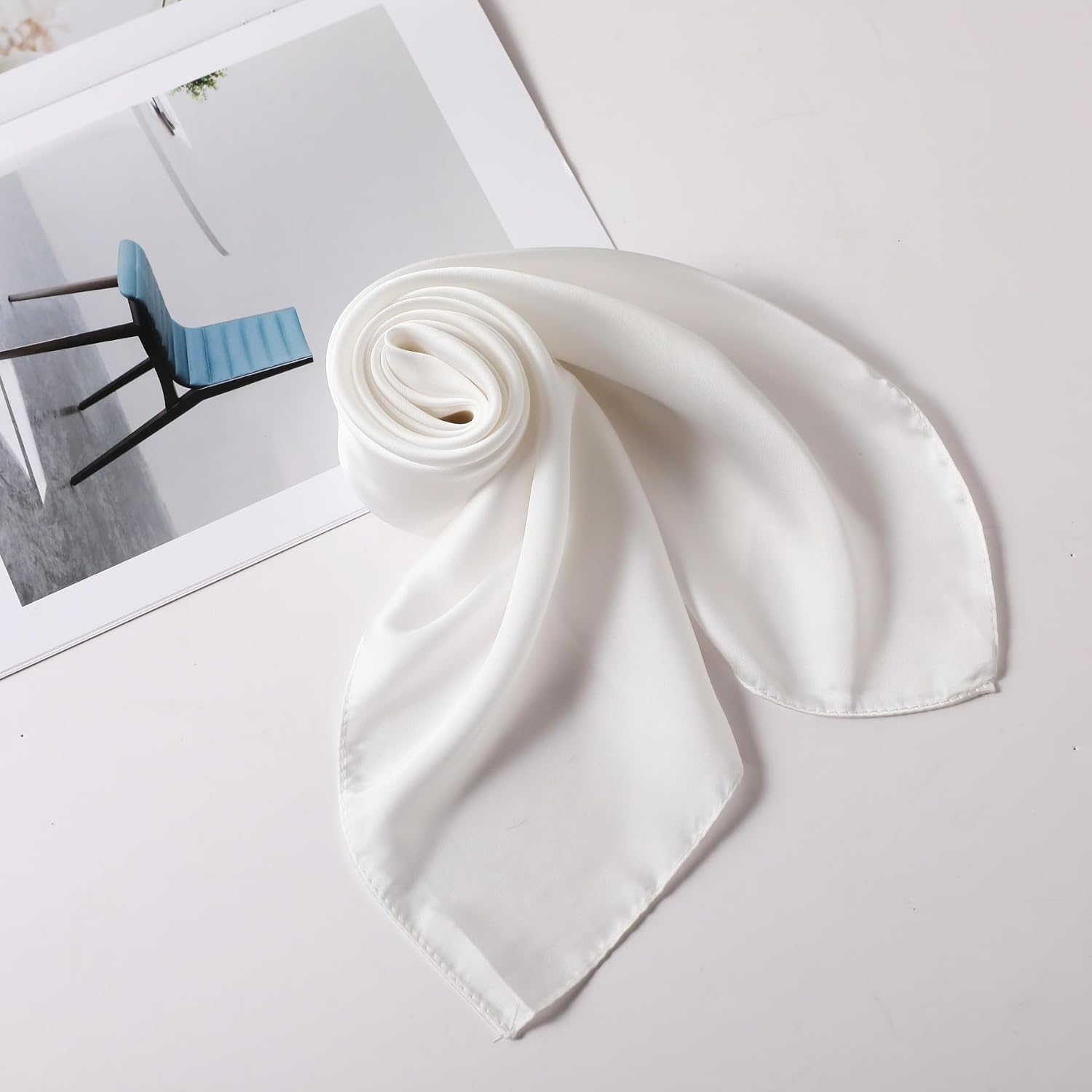 Women Satin Scarf, Chiffon Satin Hair Bandanas Square Stain Scarf Vintage Head Scarves for Women 27.5 × 27.5inch