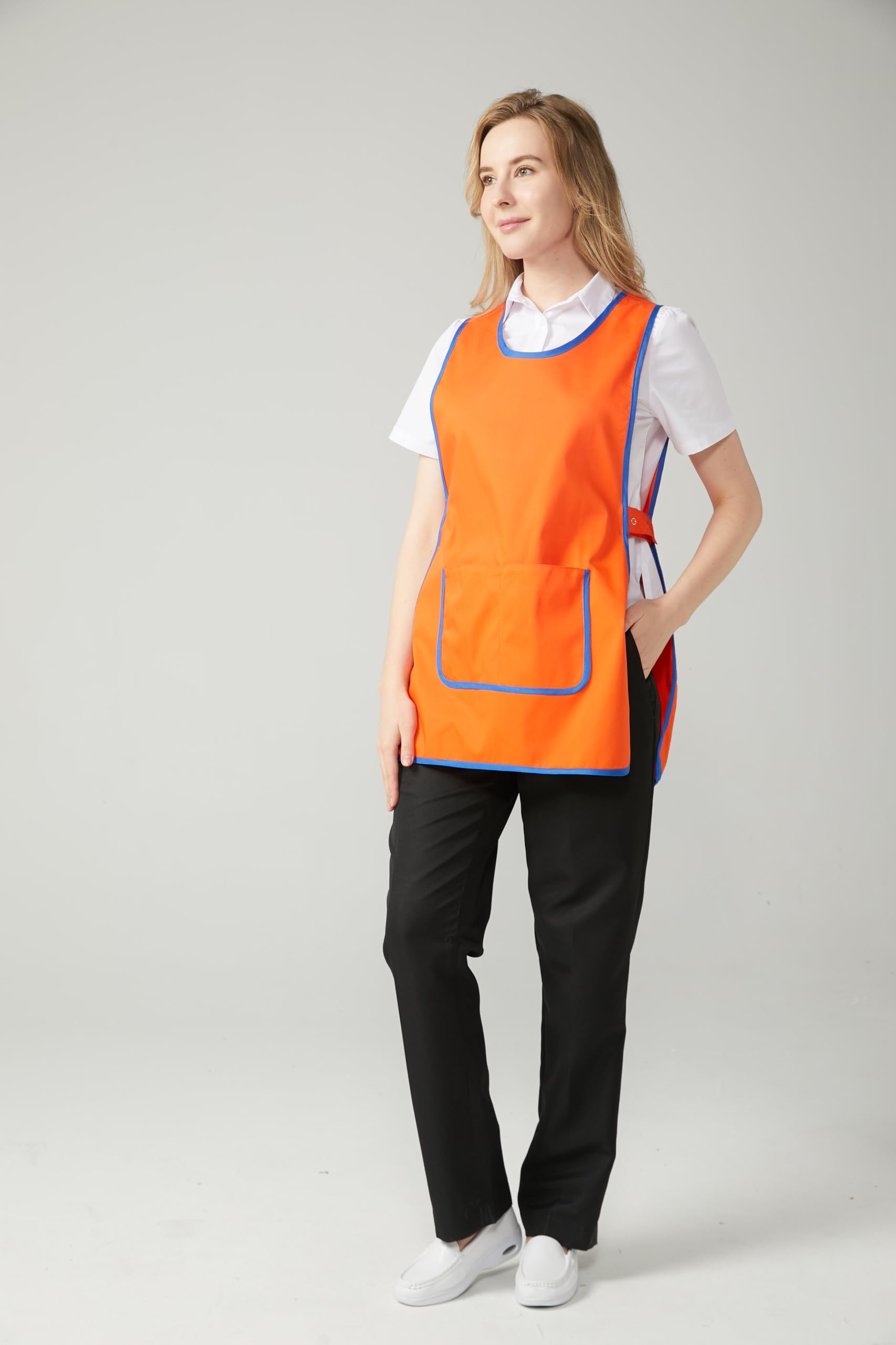 Victory PACK DE 2 - Delantal Limpieza Profesional Servicio Doméstico Camarera Hostelería Mujer Ajuste Cómodo Botones Laterales Poliéster Algodón Trabajo Diario Antimanchas Modelo 868