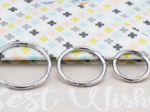 Gold Color Surgcal Steel HNGED Segment Nose Rng Septum Clcker Rng