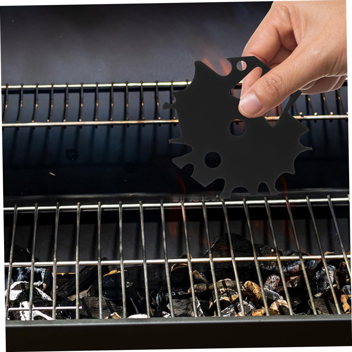 Toddmomy 4pezzi Raschietto Per Acciaio Inossidabile Per Pulizia Barbecue Utensile Multiuso Con Manico Per Appeso e Apribottiglie Per Fumi