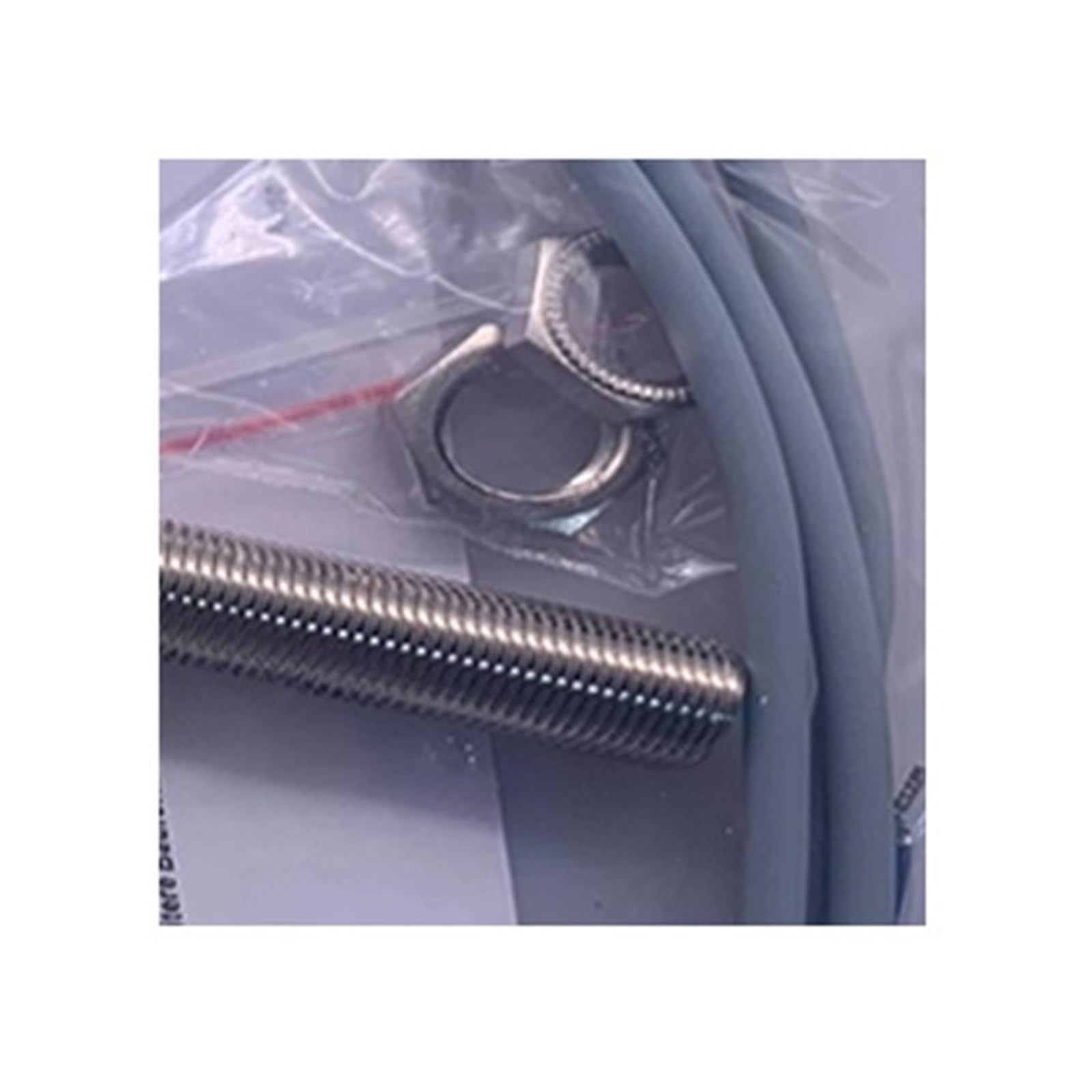 Capteur NBB4-12M45-E1-2.9M-V1 pour détection longue distance sur convoyeur