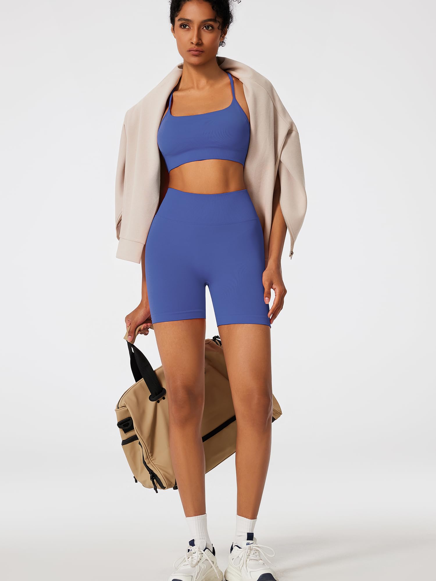 RXRXCOCO Ensemble de sport croisé pour femme, 2 pièces, débardeurs, rembourrés, avec short Scrunch caché, tenue de fitness