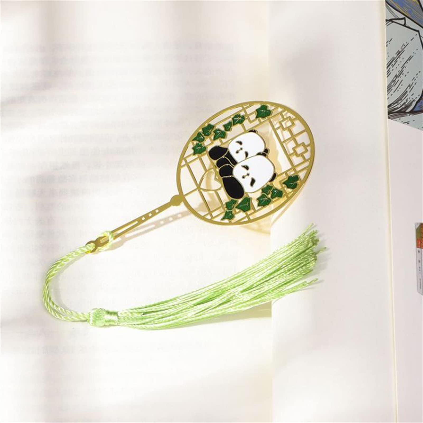 SUNESA Lesezeichen Chinesischer Stil Exquisite hohles Metall Lesezeichen mit Quasten Kleiner Geschenk Souvenir -Kunstzubehör Buch Markierungen (Color : C)