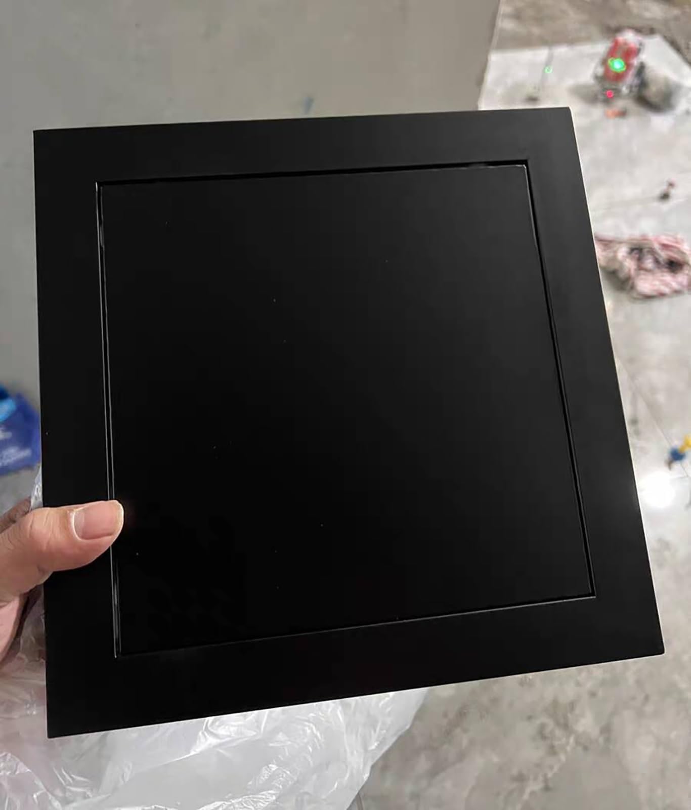 Pannello di accesso magnetico per cartongesso Portello di ispezione di facile accesso per manutenzione della parete Copertura durevole per riparazioni rapide Perfetto per uso domestico e ufficio
