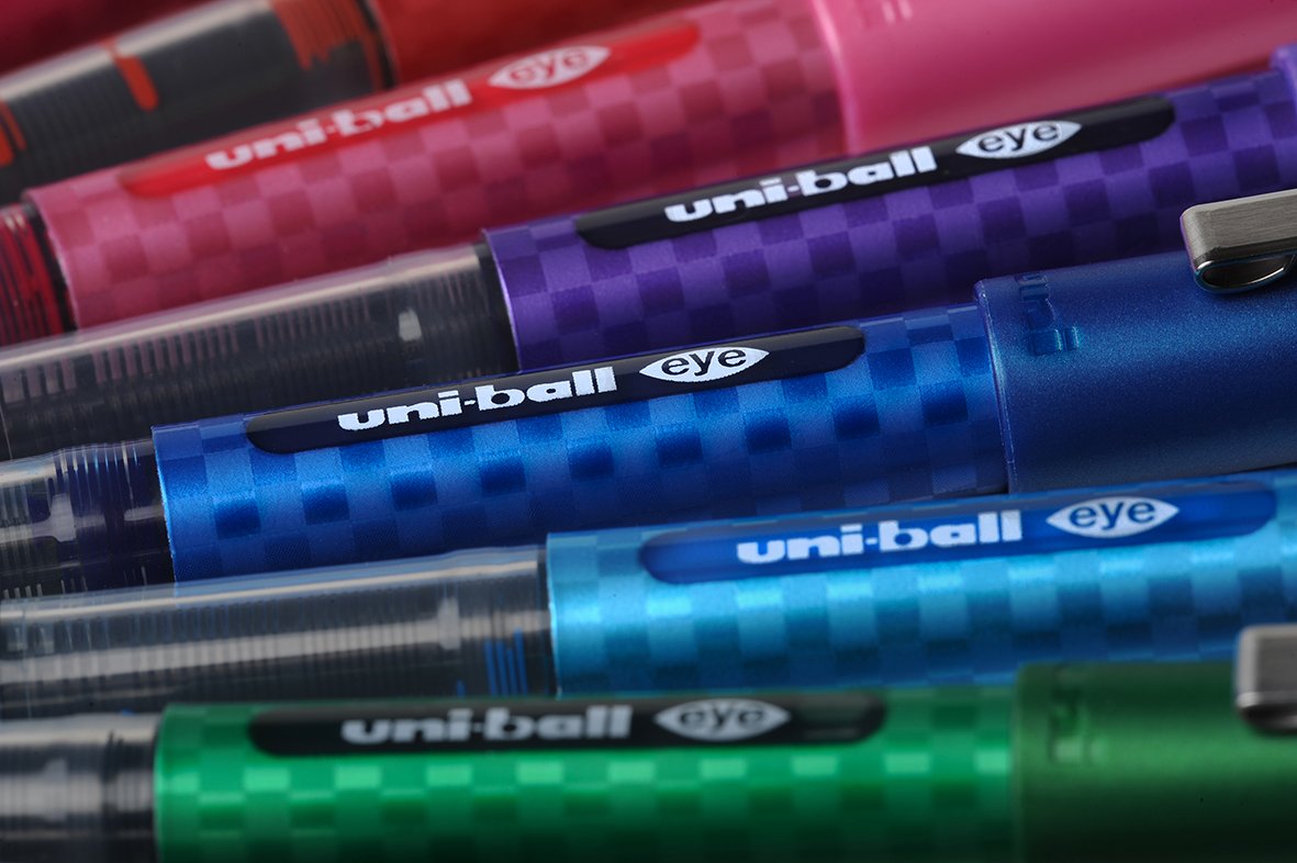 Uni-Ball Ojo de Diseño UB-157D Bolígrafos - Azul, Paquete de 12 - Vino, Medium 0.7 mm Line