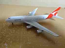 カンタス航空 B747-400ER 1/400 JC Wings 747-400 カンタス航空 特別塗装 「ウナラドリーミング