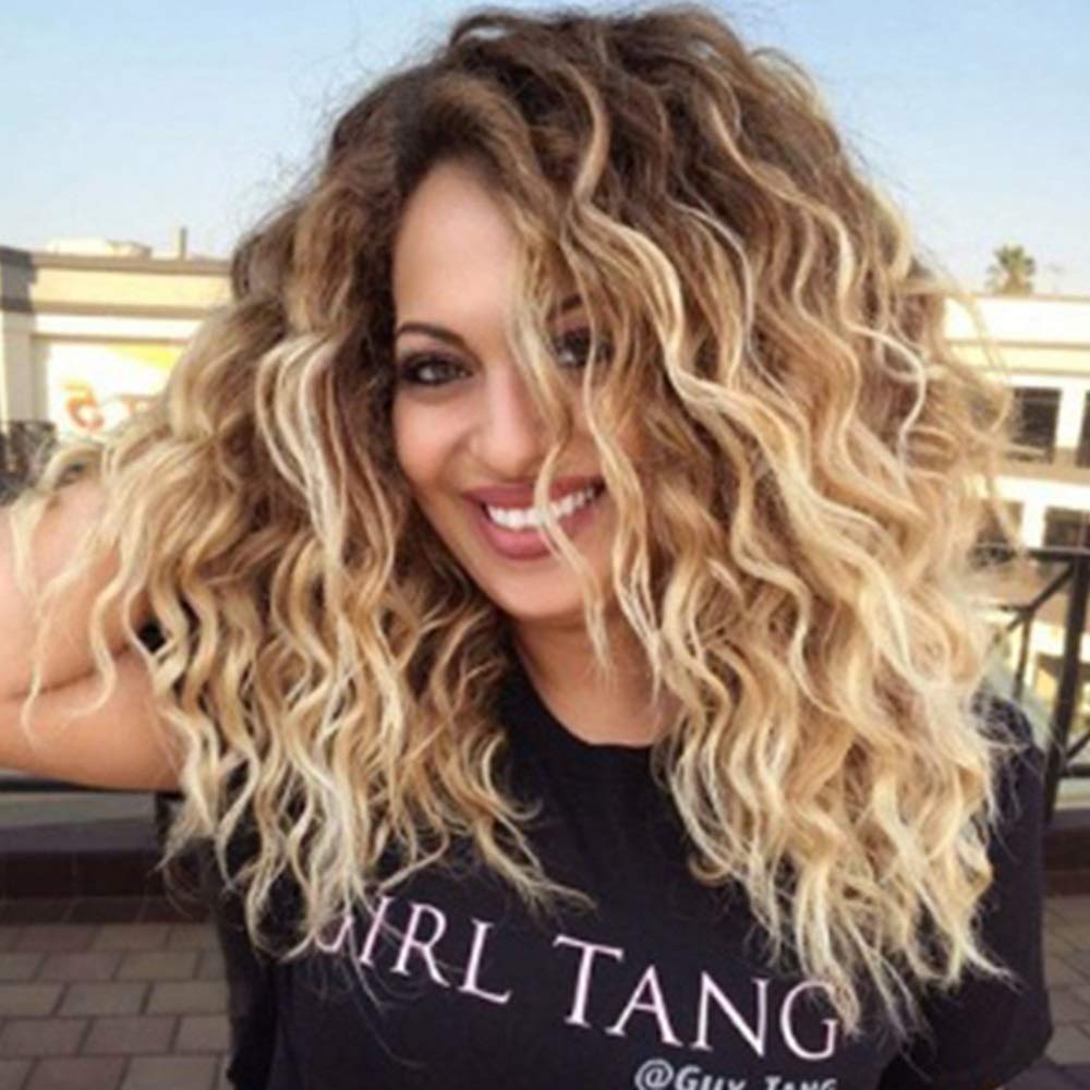 Perruque petite perruque de cheveux longs bouclés pour retrouver volume et éclat