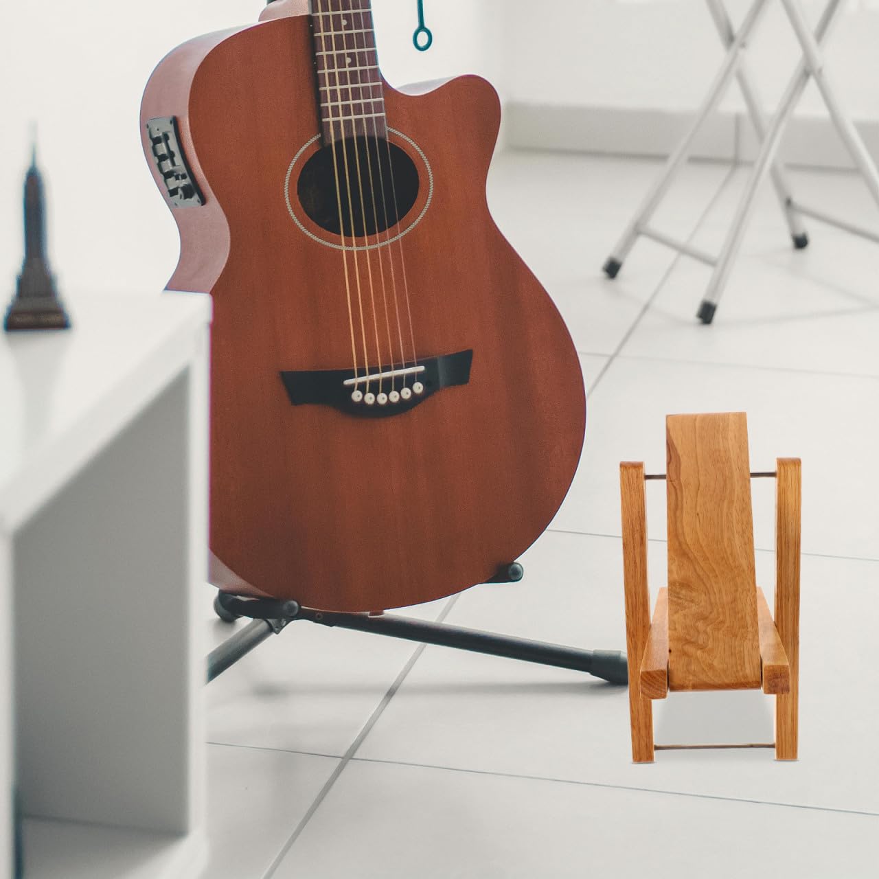BESTonZON Poggiapiedi Per Chitarra Regolabile Legno Sgabello Da Chitarra Ergonomico Per Regolabile Per Comfort Ottimale Accessorio Musicale Portatile