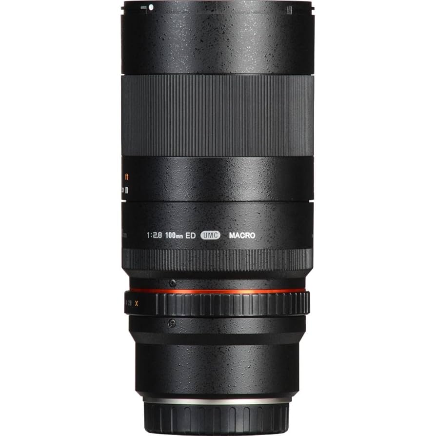 Firefly 　　Canon EF 100mm f/2.8L Macro Canon EF 100mm f/2.8L Macro IS USM Review