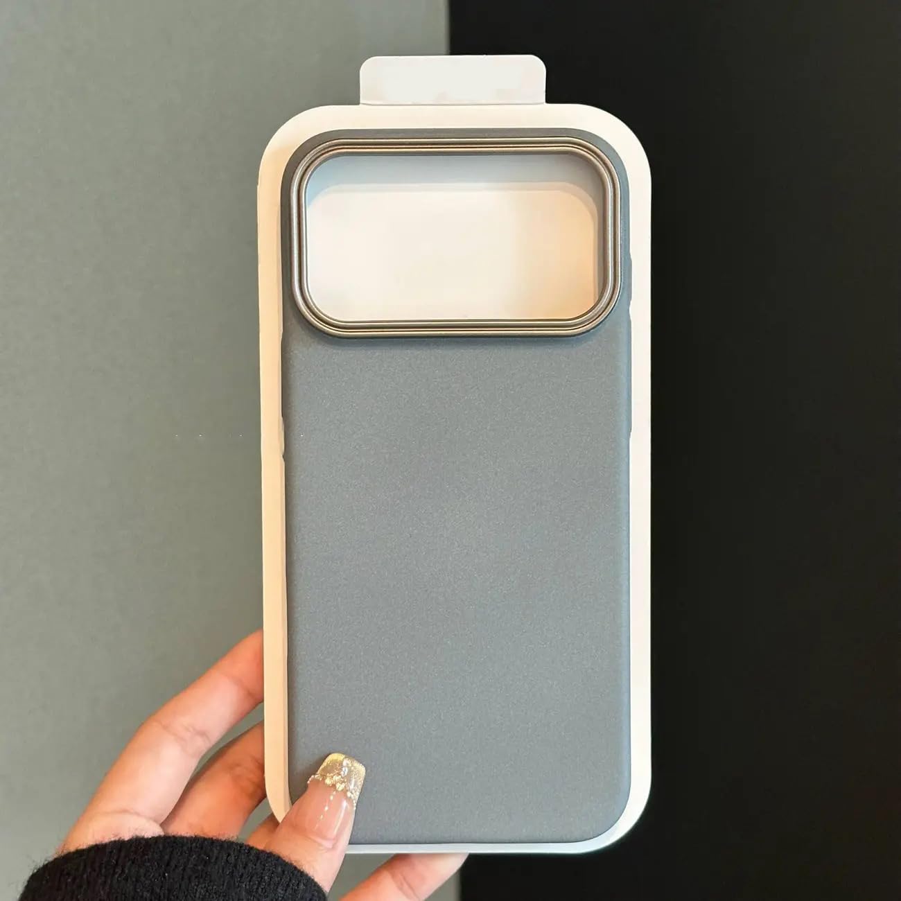 Coque iPhone 17 Pro Max rigide grise évite les chutes et traces de doigts - 8