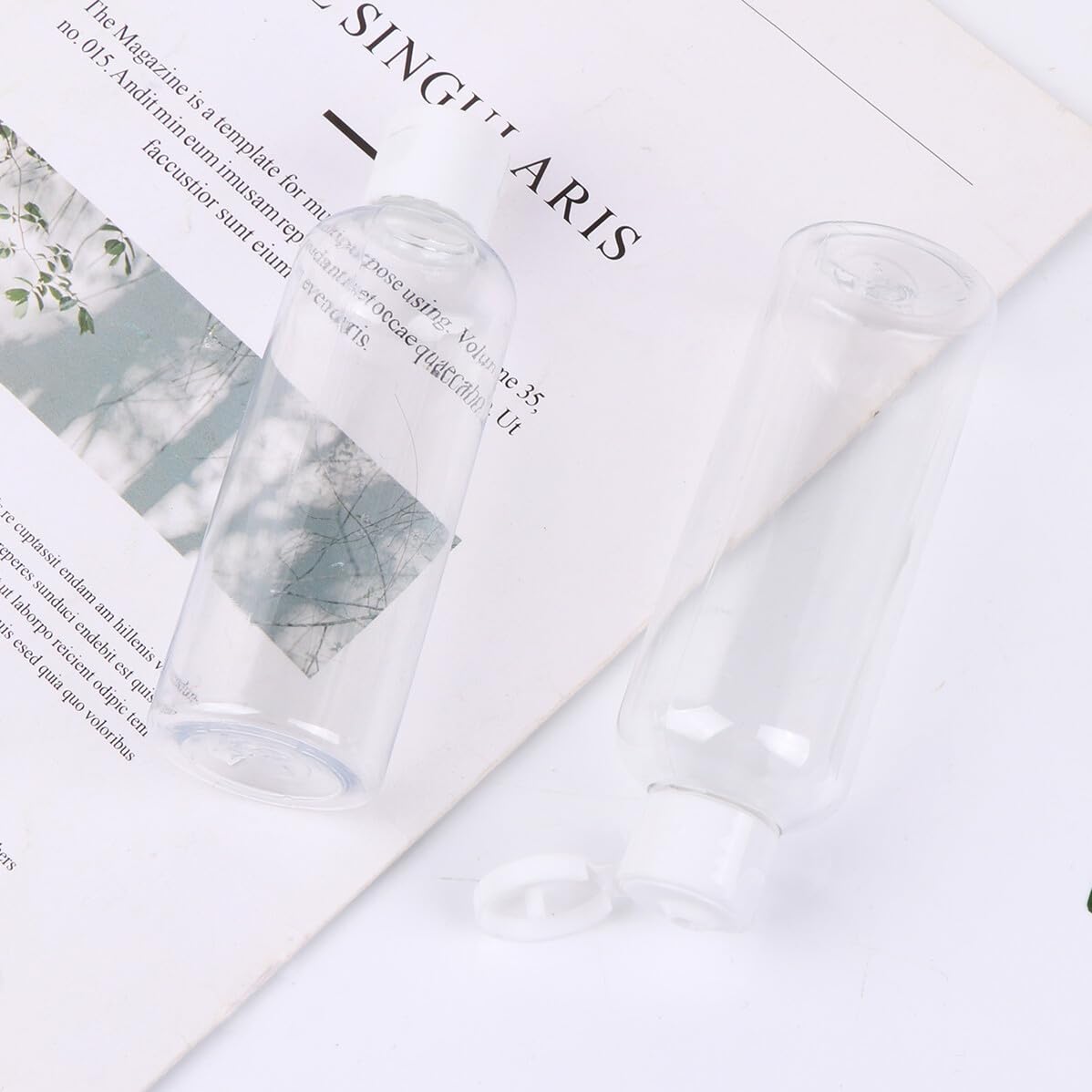 30 piezas Botellas Plásticas de Viaje Envases Rellenable para Cosméticos y Champú Resistentes Tapa Abatible para Loción y Emulsión