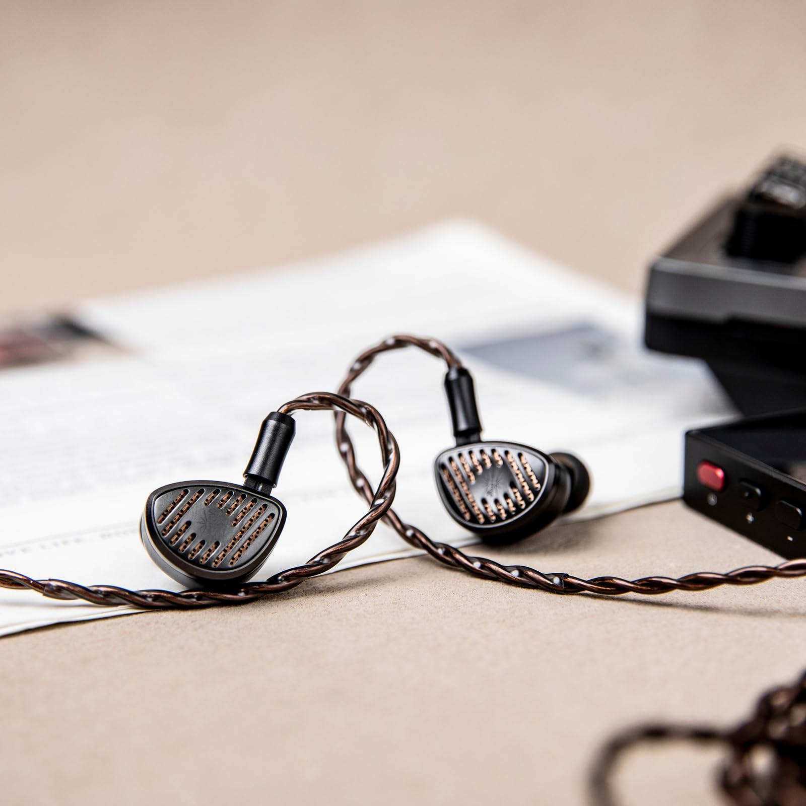 LINSOUL Kiwi Ears Septet 1DD 4BA 1 Planar 1 PZT Quadbrid IEM HiFi Ohrhörer mit 3,5 mm/4,4 mm modulares Kabel