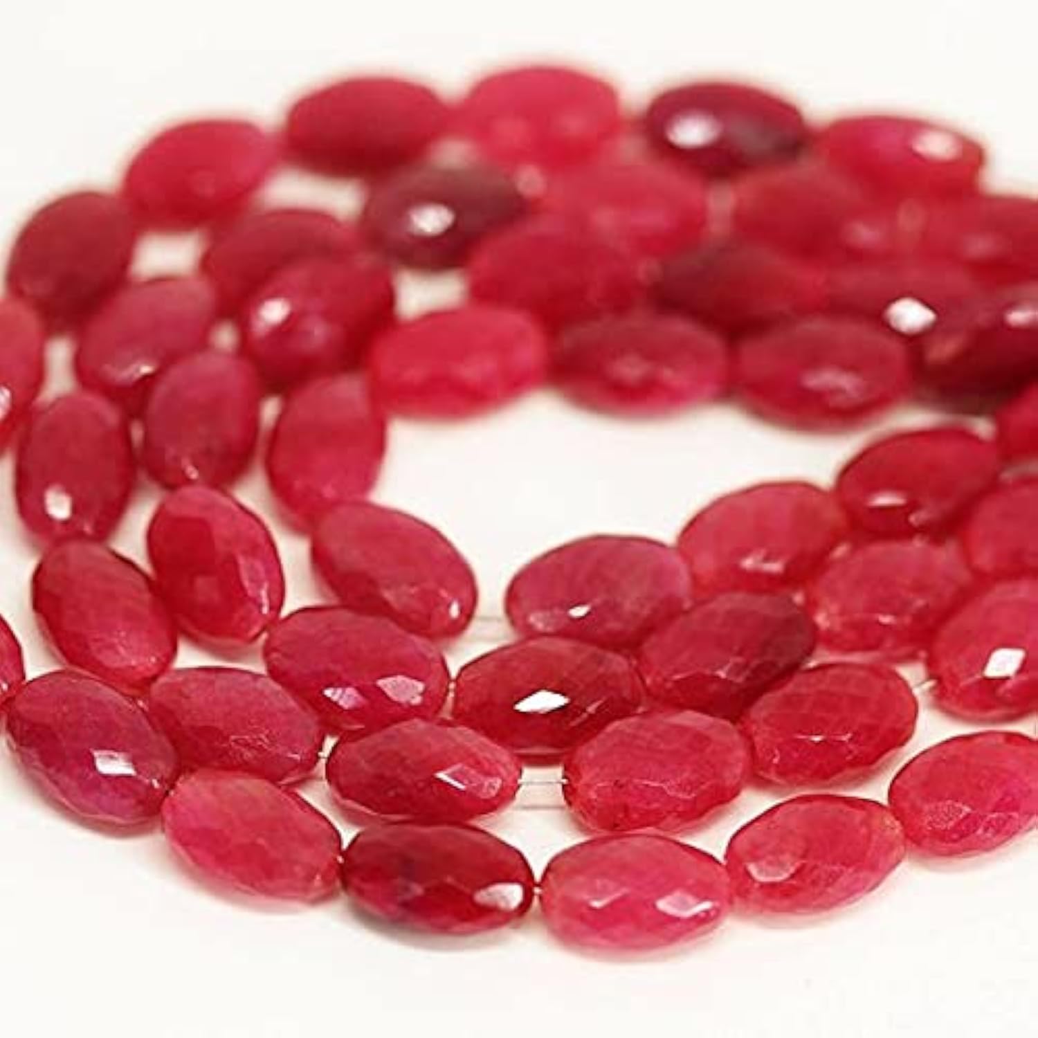 Rubis naturel facetté en fil de 20cm pour vos ateliers de joaillerie