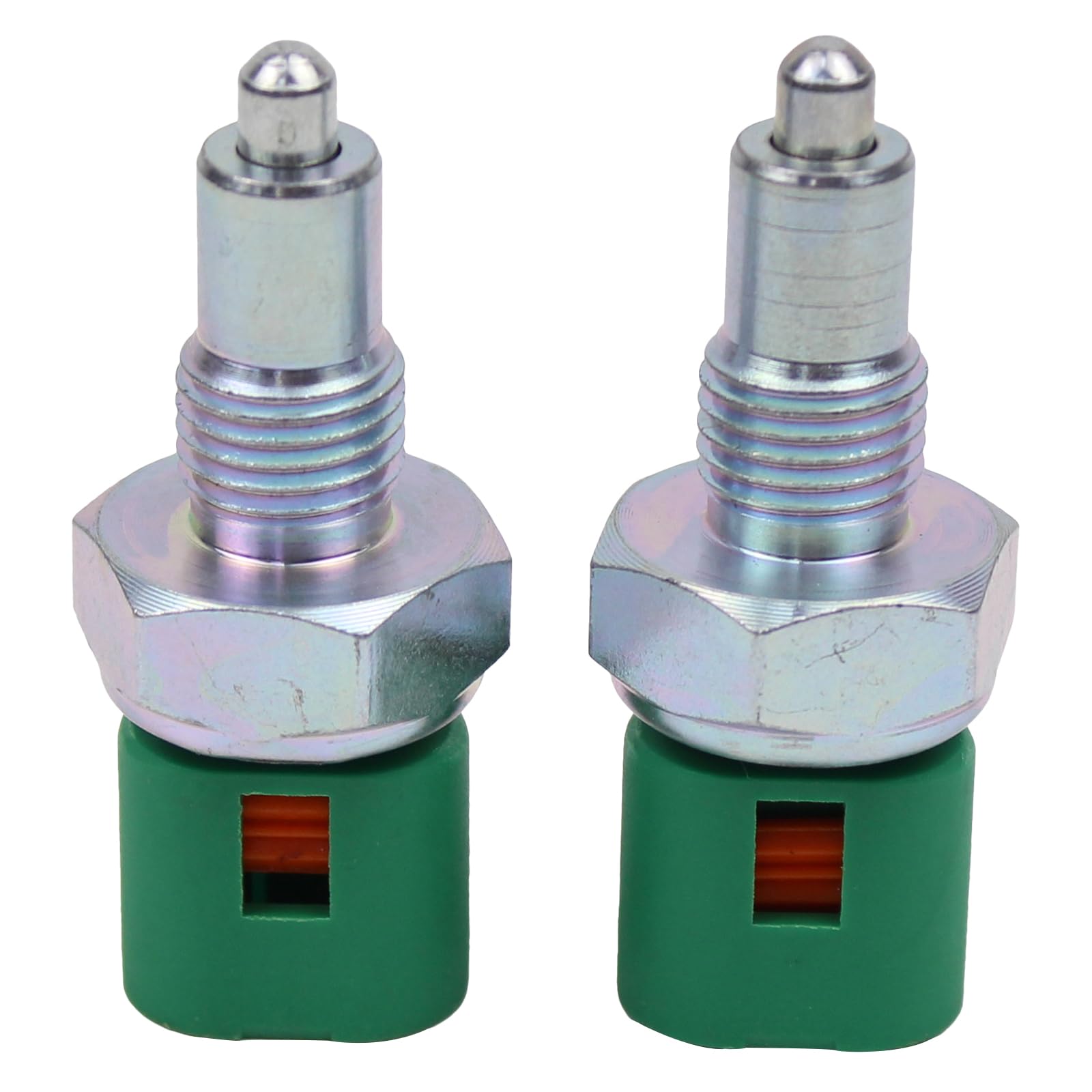 Interruptor de luces traseras para solucionar fallos en Nissan NV400 6
