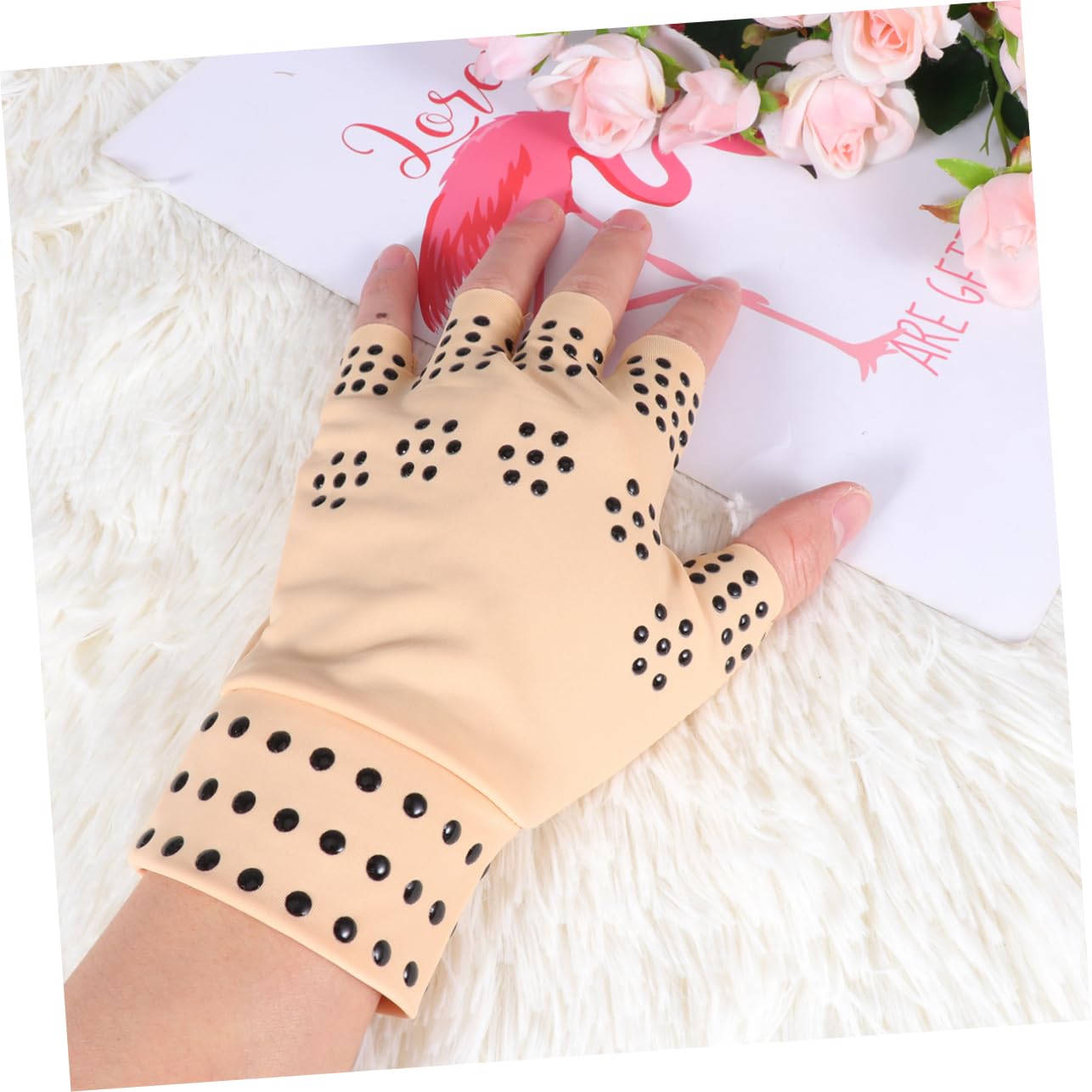 TOVINANNA 1Pair Care Gloves Beige Fingerless Magnetic Therapy Gloves for Joint Compression and Muscle Relaxation Slip Design for Comfort