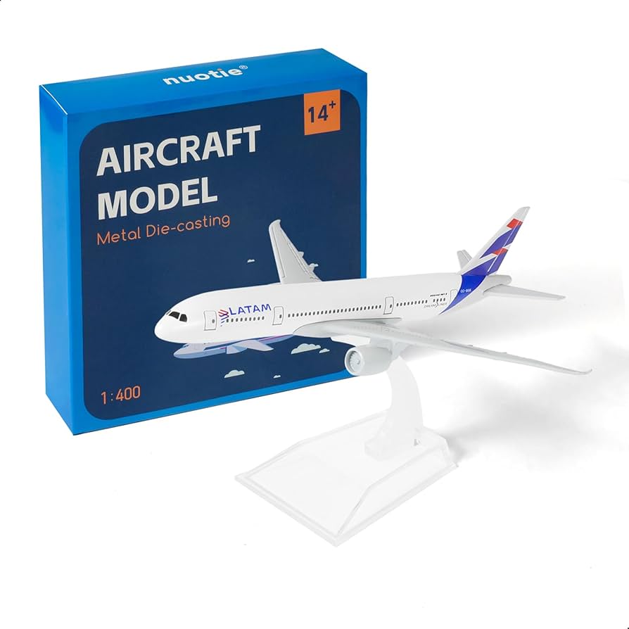 LATAM航空 航空機モデル 1/400 Amazon.com: QIYUMOKE 1/400 for Latam Plane Model for Boeing