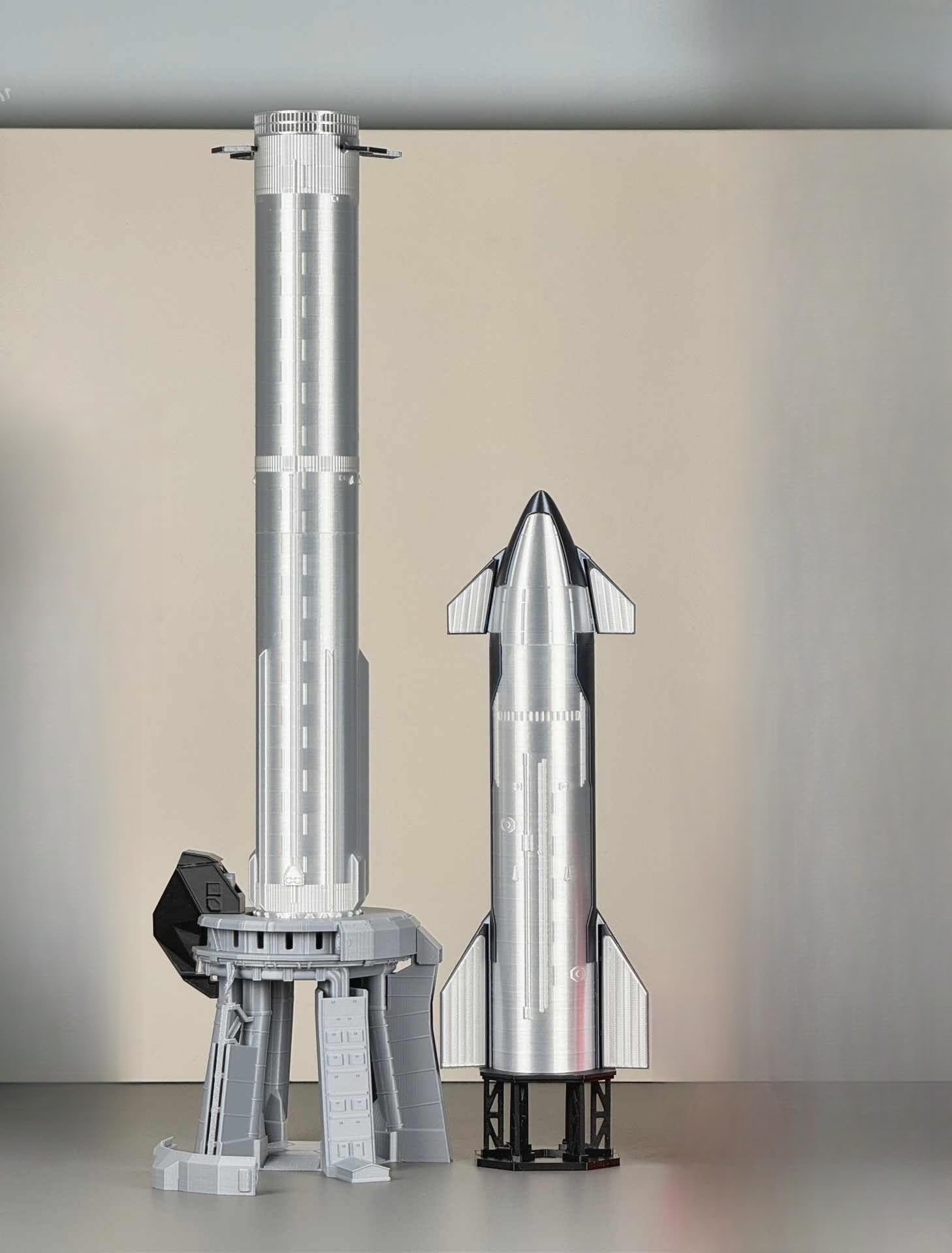 Cybertofu 1:200 NASA Space Ship Rocket Super Heavy Propulsion Rocket Model Out of The Box Version, Metallic