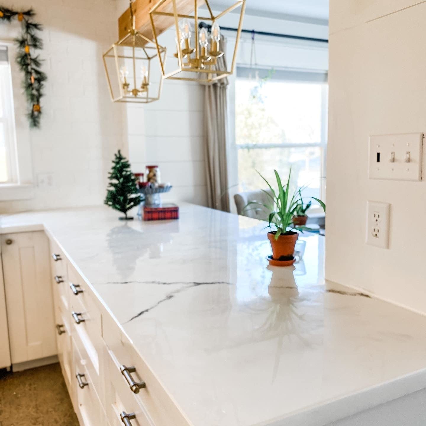 Stone Coat Countertop (2 Gallon) Epoxy Kit Colorable 2Part DIY Epoxy