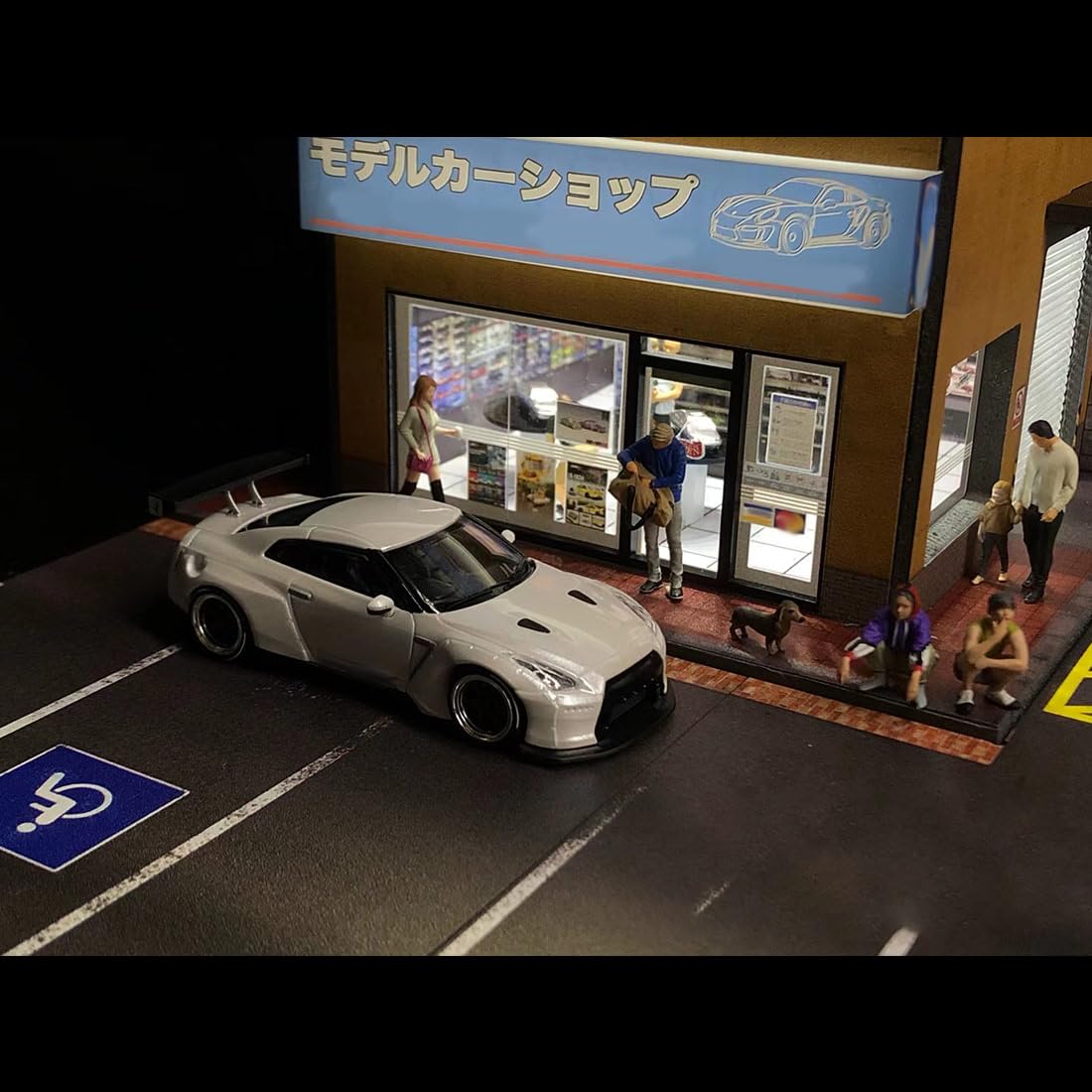 1/64 modelarska scena, miniaturowe puzzle budowlane z obszarem parkingowym, wyświetlacz biurka do domku dla lalek (bez pojazdów lub figurek)