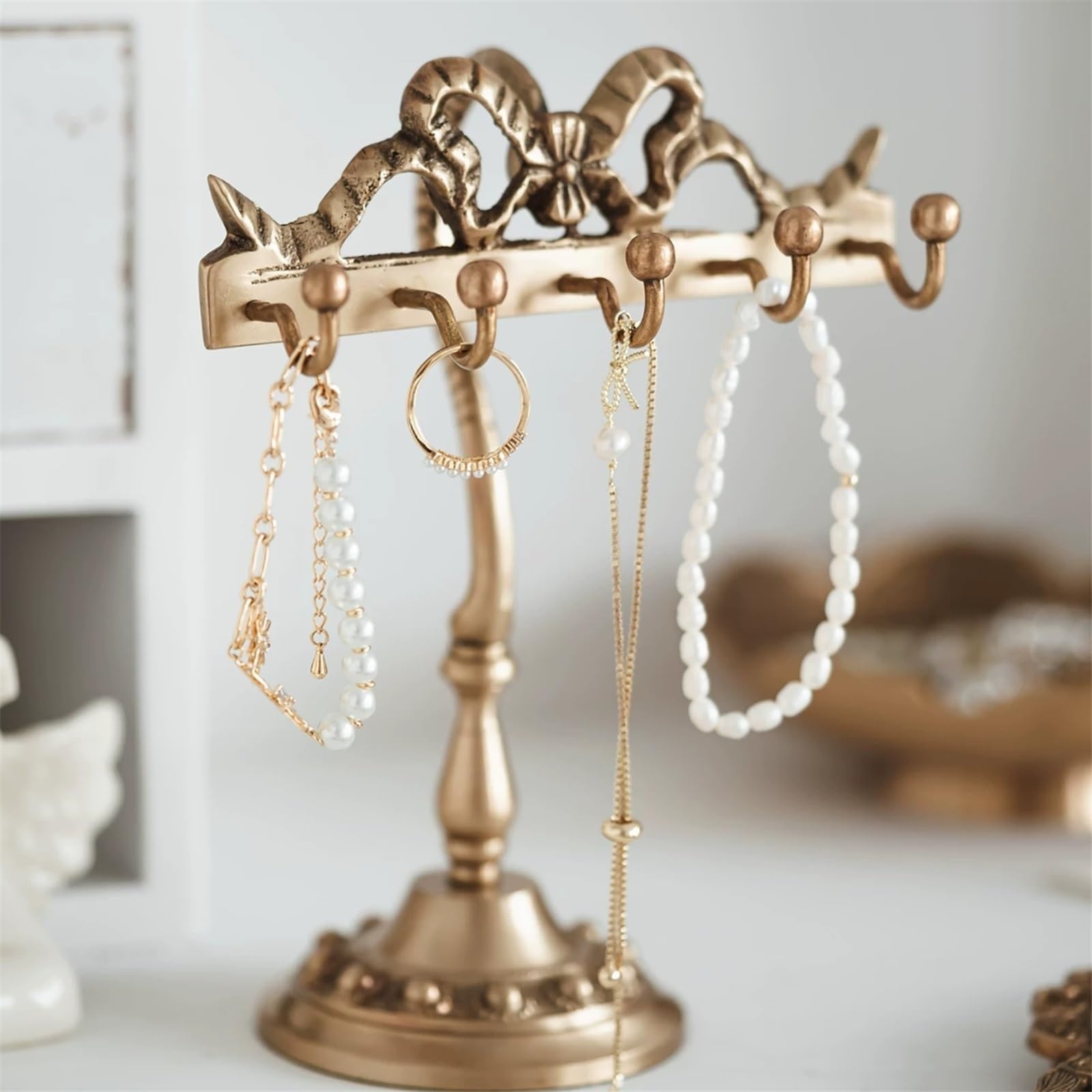 Stojak na biżuterię Vintage Handcrafted Brass Jewelry Display Stand