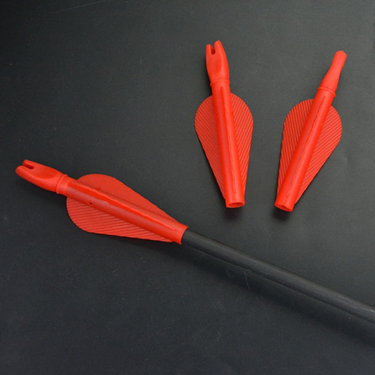 BESPORTBLE Archery Training Essentials 10pcs Plastic Arrow Nock Arrow Tail Conjoined for Accurate Shooting