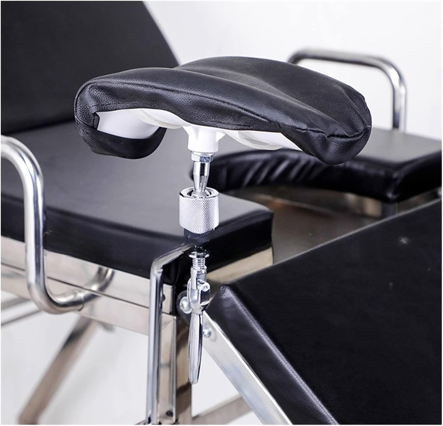 Lit d'examen gynécologique, lit de maternité Pliable et Portable pour Traitement médical avec réservoir à saleté, lit d'examen de Lavage gynécologique réglable