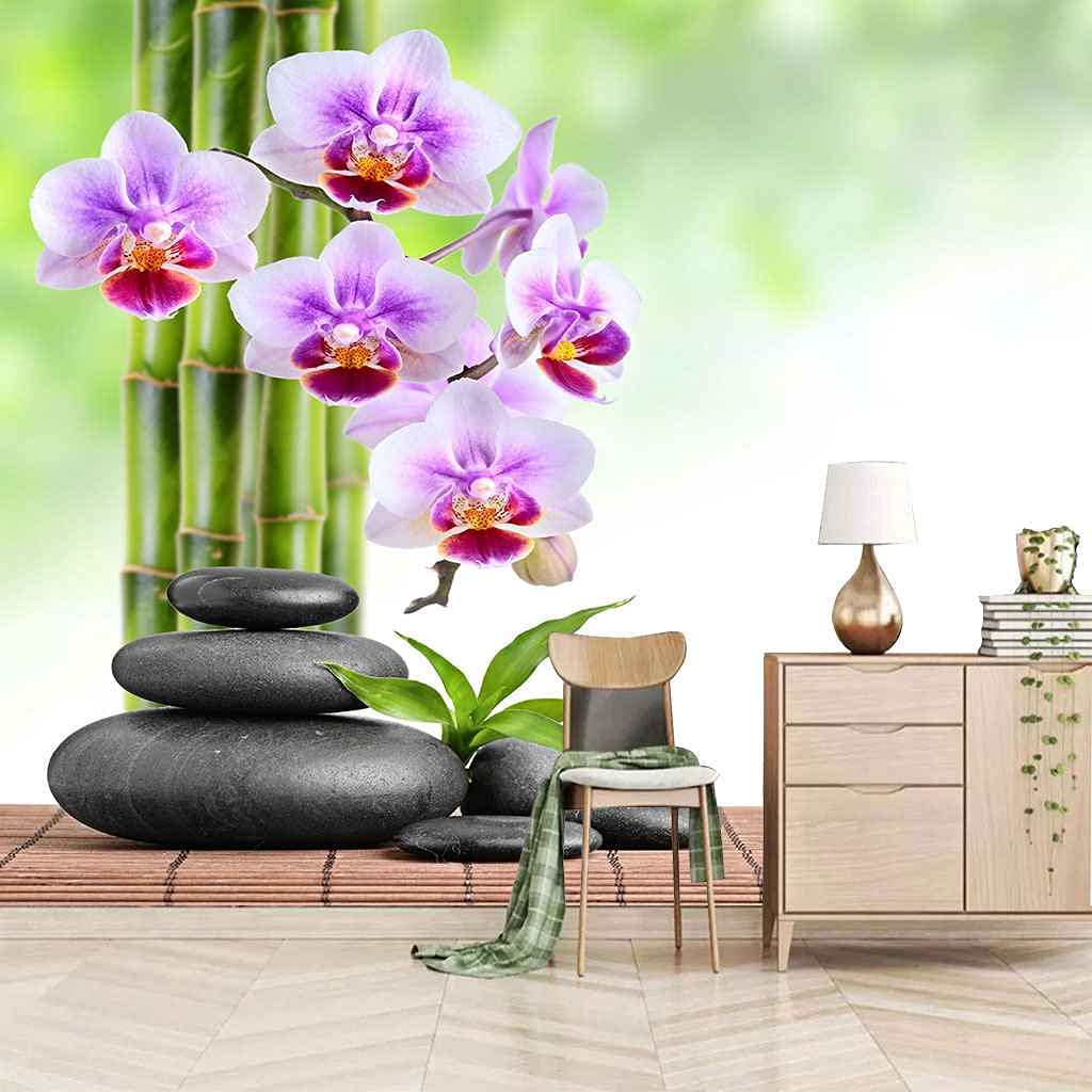 Papier peint pierre florale violette pour un fond de canapé chic