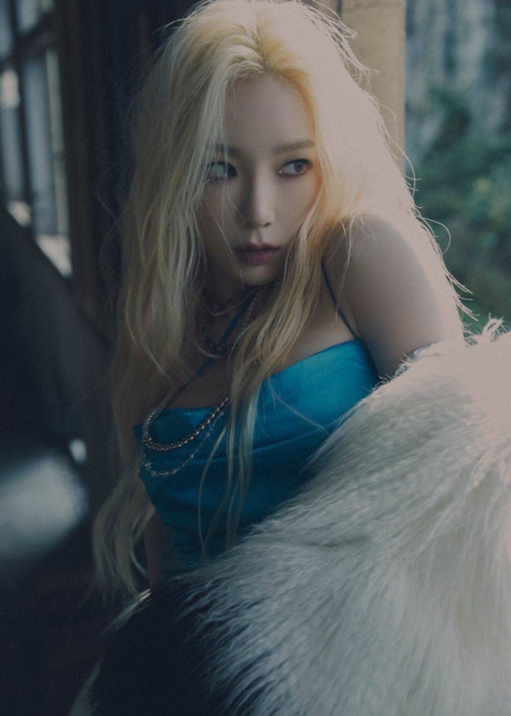 TAEYEON INVU 3rd Album Limited Envy Version CD+88p Booklet+1p